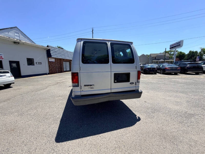 2006 Ford E-Series E-350 SD XL