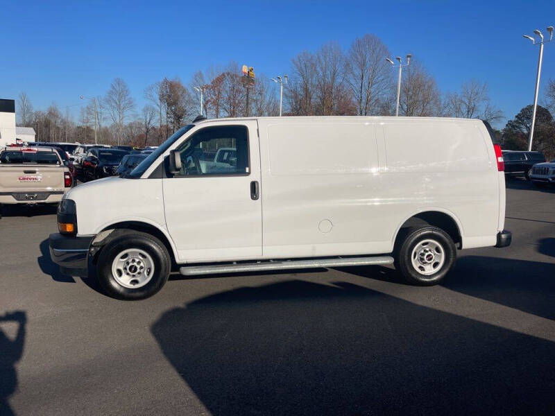 2023 GMC Savana 2500