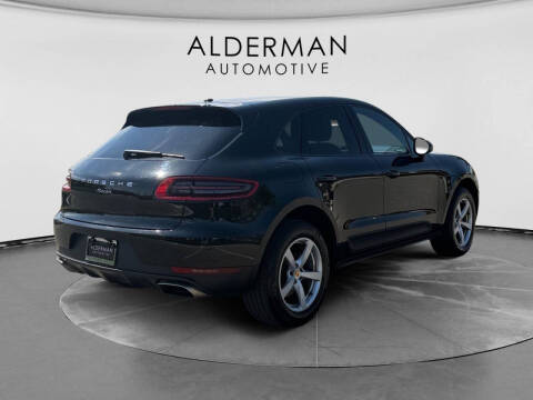 2017 Porsche Macan