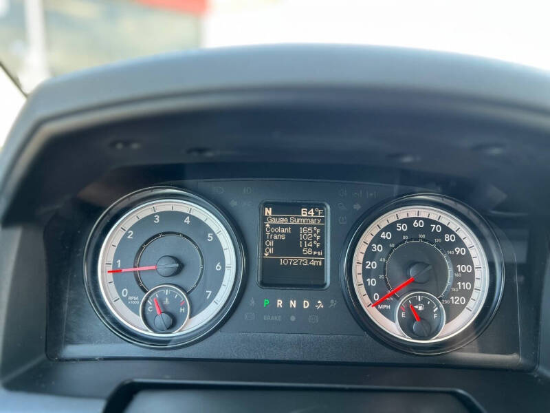 2017 RAM 1500 SLT