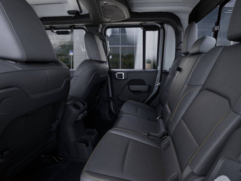 2026 Jeep Gladiator Sahara