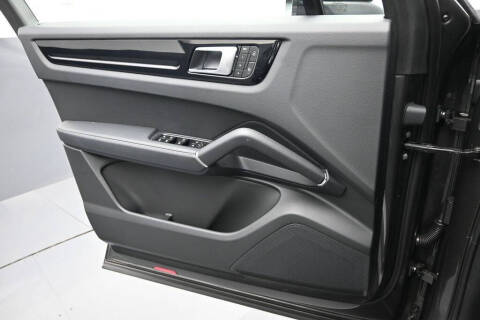 2023 Porsche Cayenne