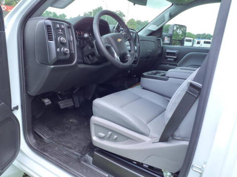 2024 Chevrolet Silverado MD