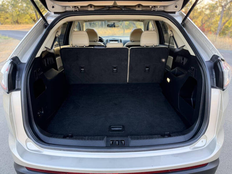 2017 Ford Edge SEL