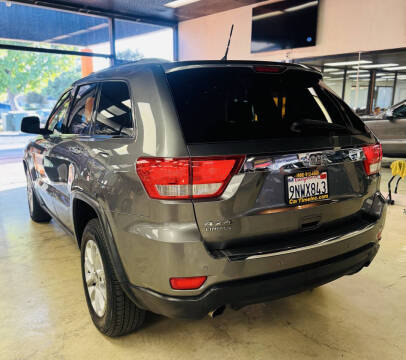 2012 Jeep Grand Cherokee Limited