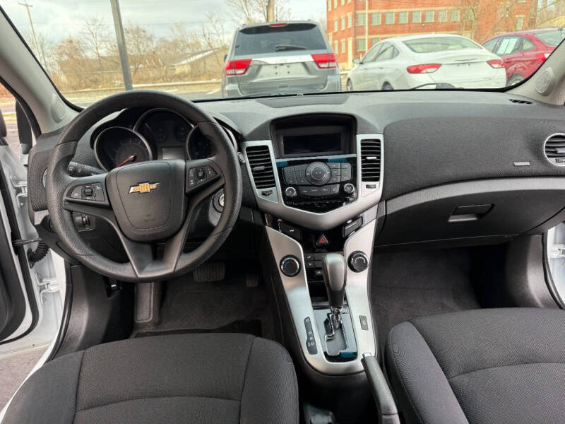 2016 Chevrolet Cruze Limited 1LT Auto