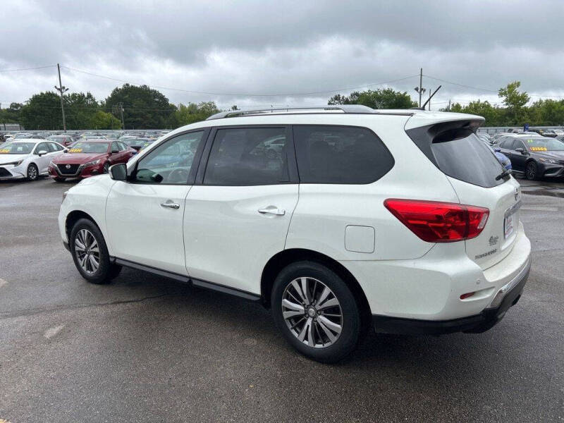 2018 Nissan Pathfinder