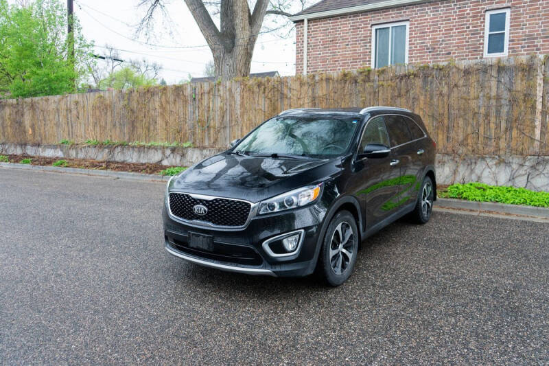 2017 Kia Sorento for sale at Friends Auto Sales in Denver CO