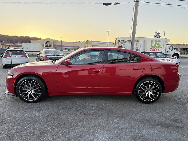 2016 Dodge Charger SXT