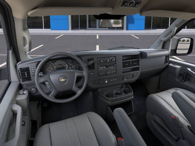 2025 Chevrolet Express LS 2500