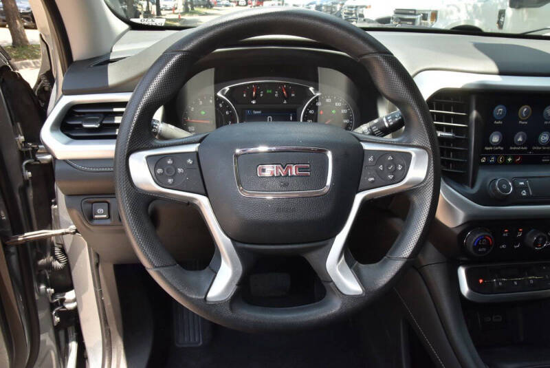 2023 GMC Acadia SLE