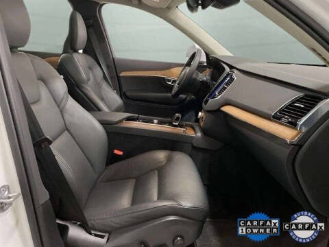 2025 Volvo XC90 B6 Plus Bright Theme 7P