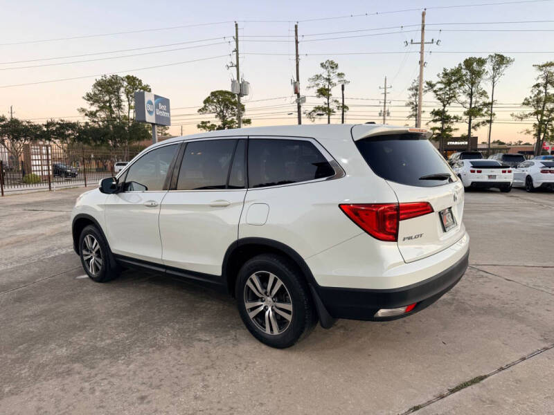 2017 Honda Pilot EX