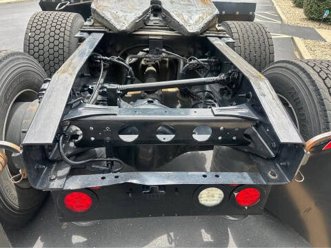 2019 International LT625