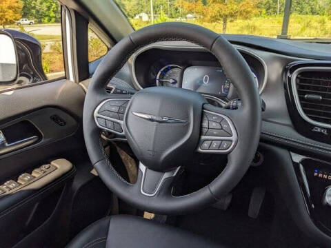 2025 Chrysler Pacifica Plug-In Hybrid