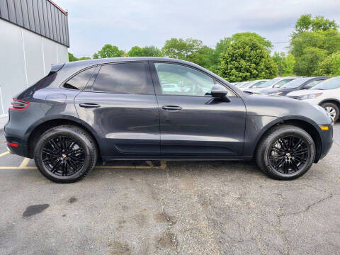 2017 Porsche Macan S
