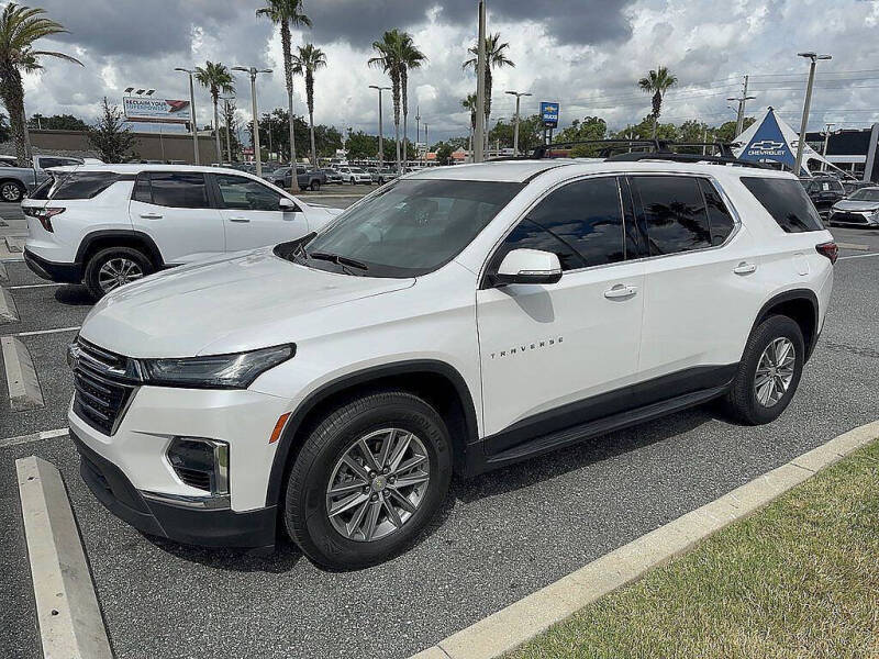 2022 Chevrolet Traverse LT Cloth