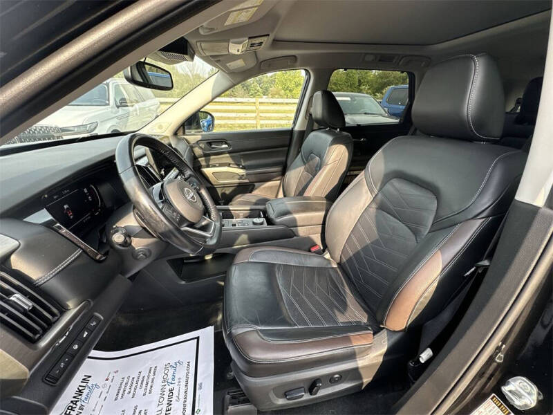 2022 Nissan Pathfinder