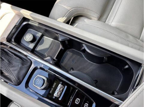 2021 Volvo XC60 T5 Inscription