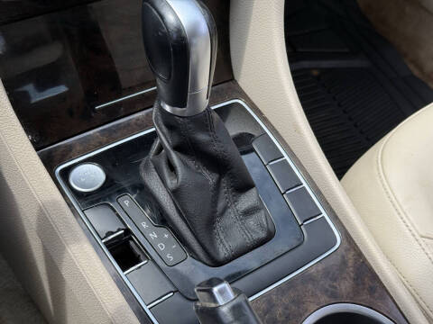 2015 Volkswagen Passat 2.0L TDI SEL Premium