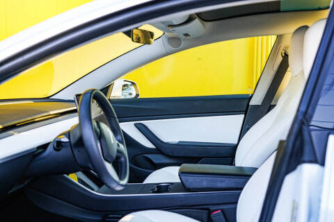 2019 Tesla Model 3 Long Range