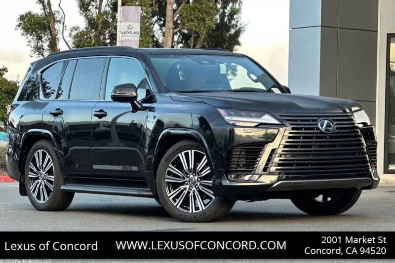 2025 Lexus LX 700h Luxury