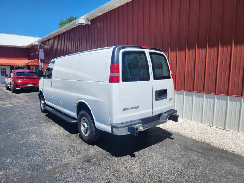 2017 GMC Savana 2500