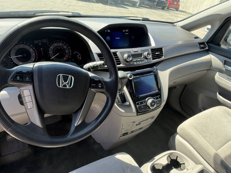 2016 Honda Odyssey SE
