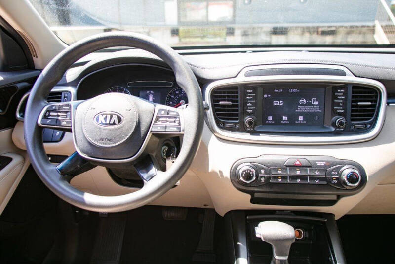 2019 Kia Sorento LX