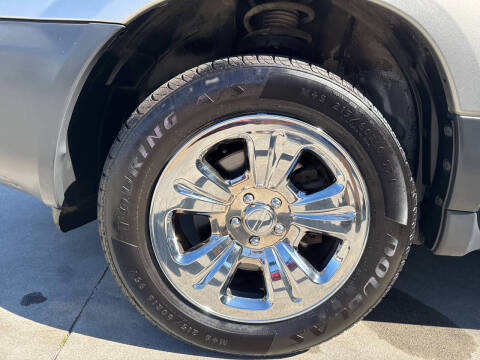 2005 Subaru Forester X