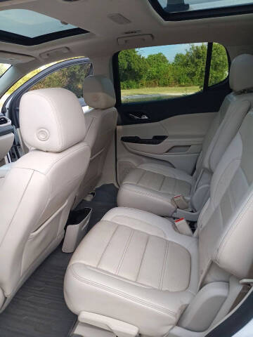 2020 GMC Acadia Denali