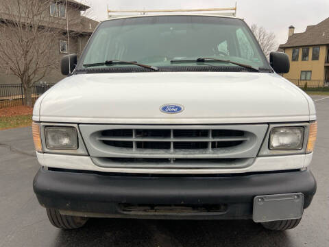 1997 Ford E-350 for sale at Nice Cars in Pleasant Hill MO