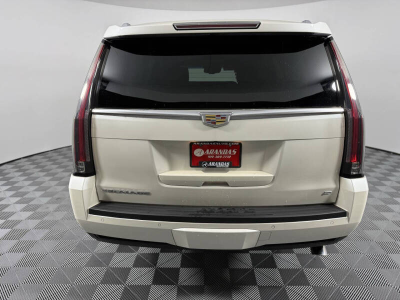 2015 Cadillac Escalade Platinum