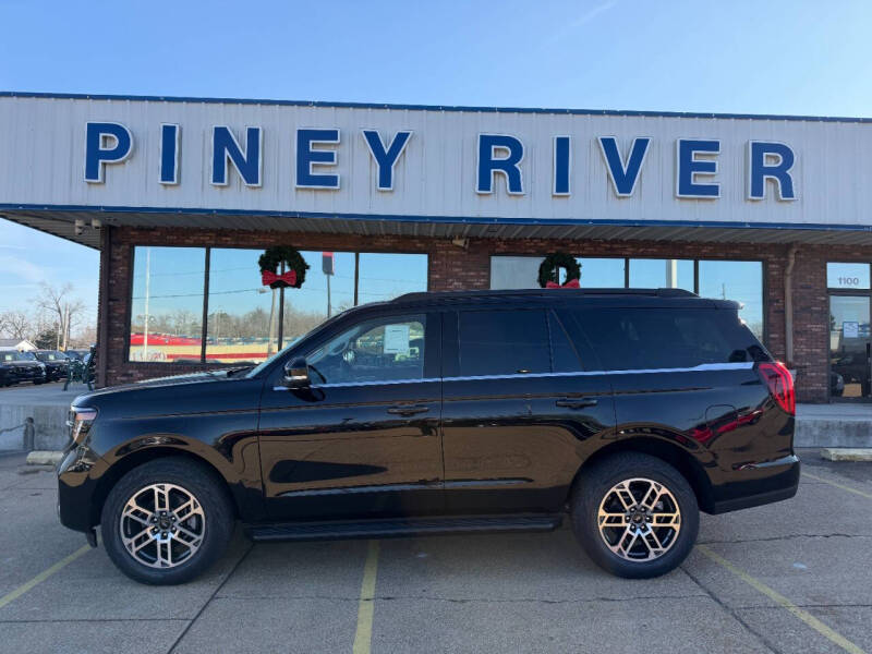 2026 Ford Expedition Active's photo