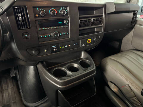 2021 Chevrolet Express 2500