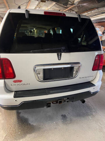 2005 Lincoln Navigator Luxury