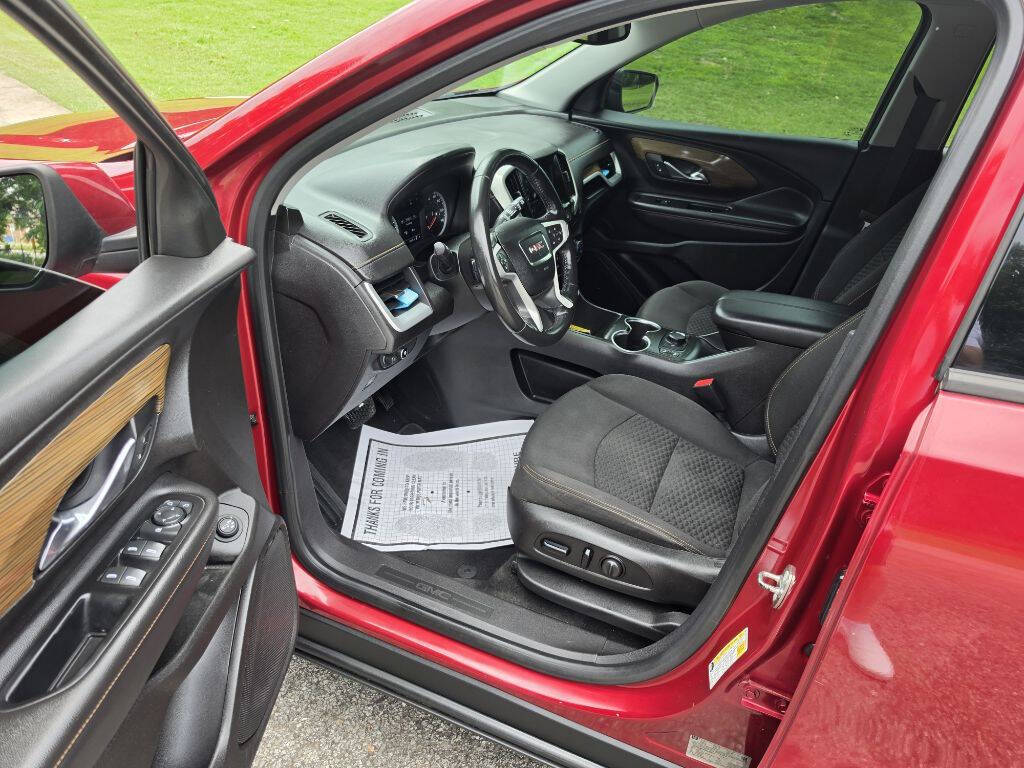 Dk. Red 2018 GMC Terrain SLE SLE 4dr SUV 1