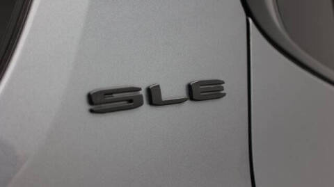 2022 GMC Acadia SLE