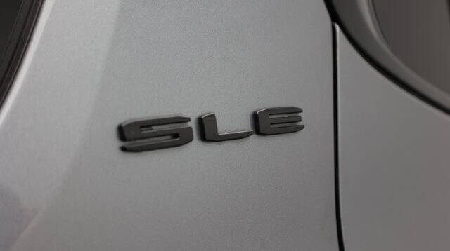 2022 GMC Acadia SLE