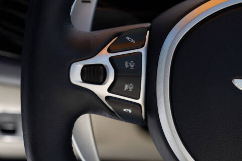 2021 Aston Martin Vantage