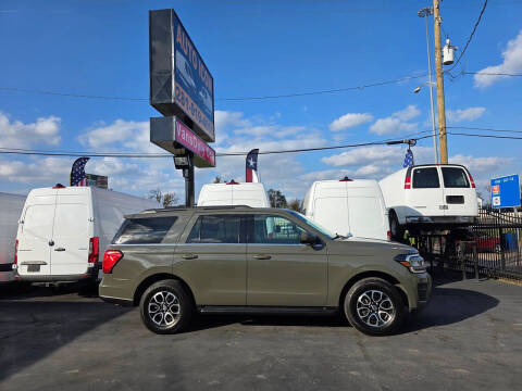 2024 Ford Expedition XLT