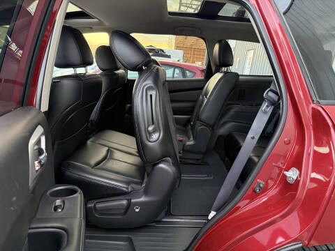 2017 Nissan Pathfinder Platinum