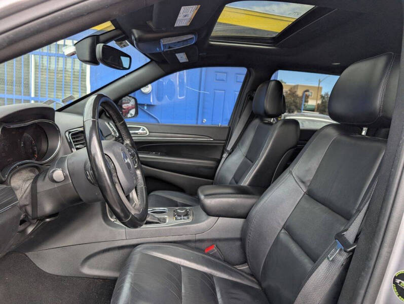 2020 Jeep Grand Cherokee