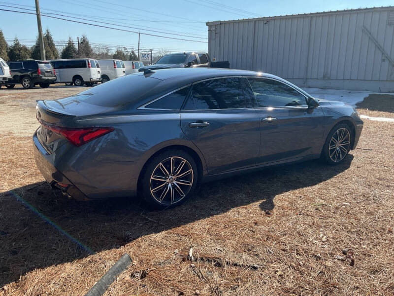 2019 Toyota Avalon XSE