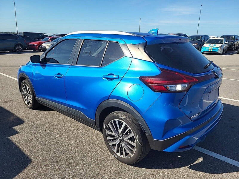 2022 Nissan Kicks SV