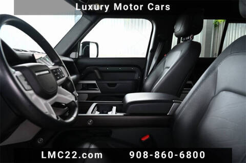 2023 Land Rover Defender 130 X-Dynamic SE