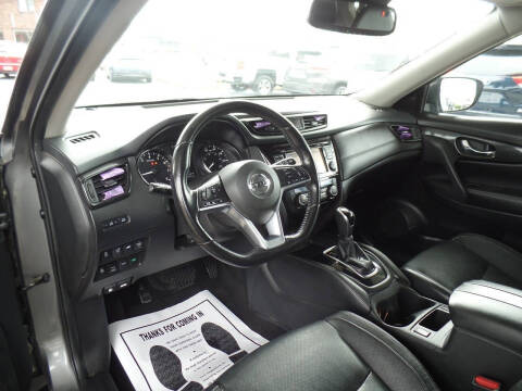 2017 Nissan Rogue SL