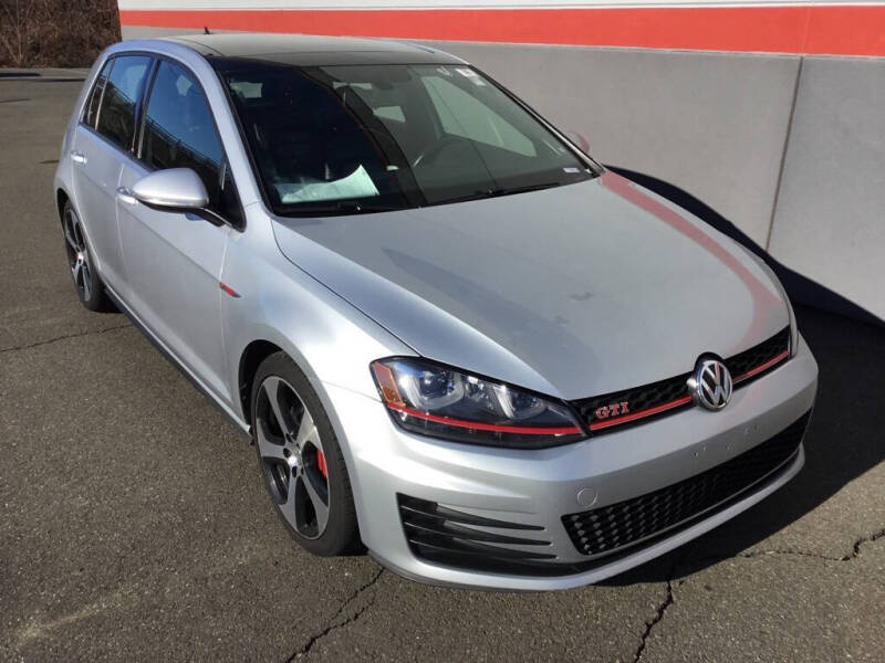 2017 Volkswagen Golf GTI SE