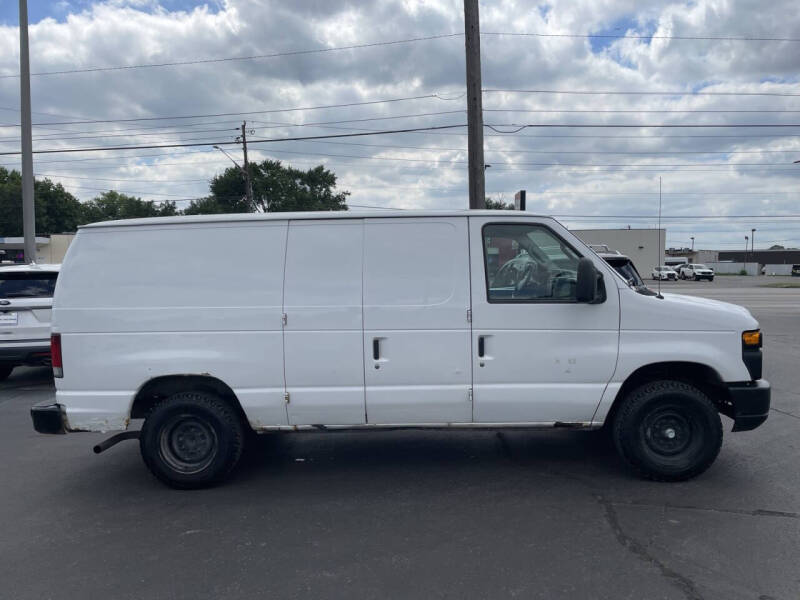 2011 Ford E-Series E-150