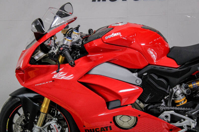 2018 Ducati Panigale V4 S